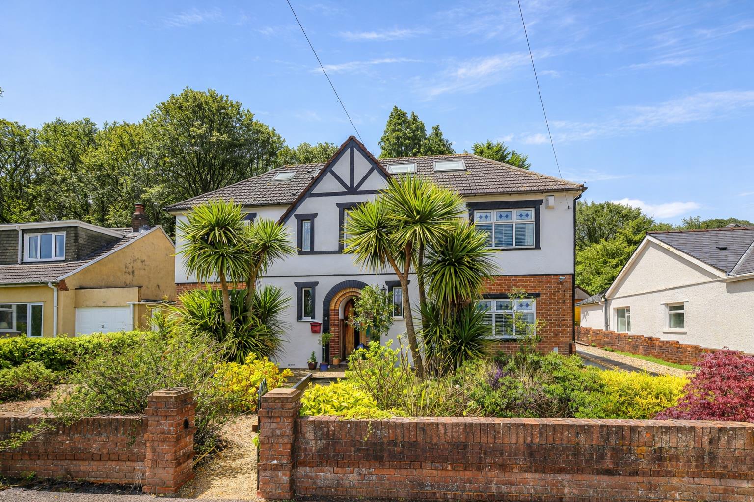 The Walk, Hengoed, CF82 7AH